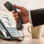 オフィスで英語の電話が聞き取れない！どう克服する？【ビジネス英語即効対策】